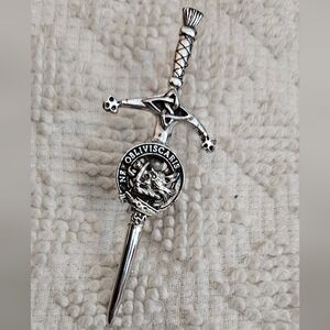 Silver Tone Scittish Sword Pin Clan Campbell